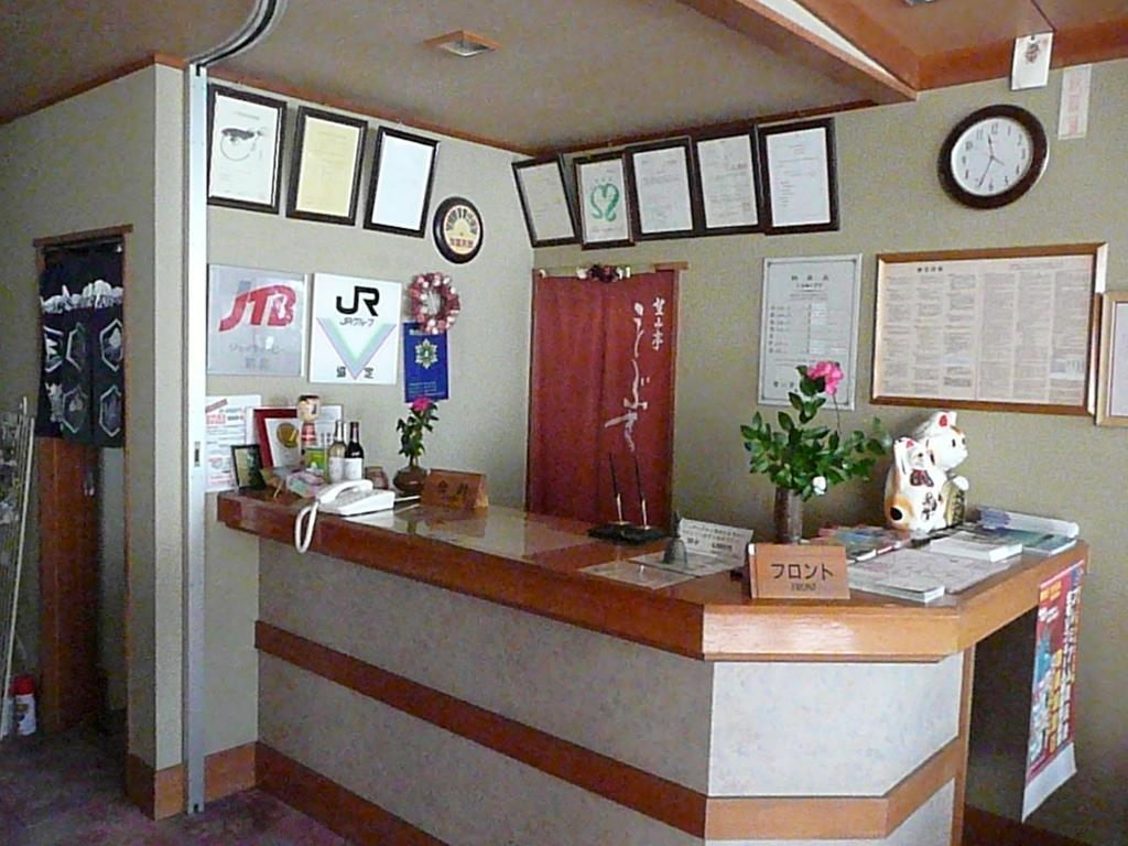 Bouzantei Kotobuki Hotel Ueda Luaran gambar