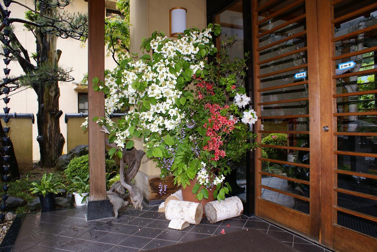 Bouzantei Kotobuki Hotel Ueda Luaran gambar